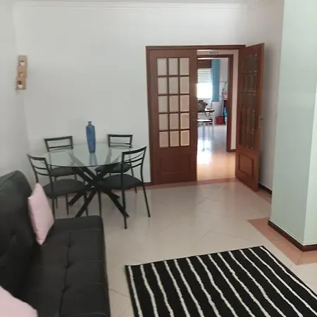 Casa Da Tucha セトゥーバル